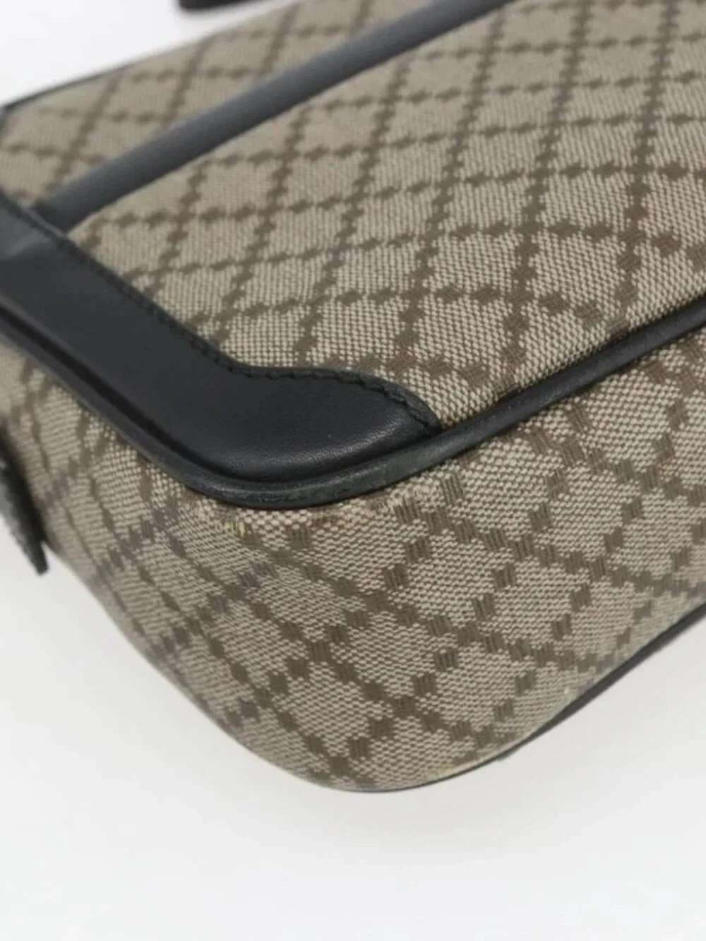 GUCCI Diamante Clutch Bag PVC Leather Beige - Picture 10 of 16